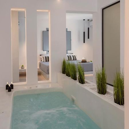 Linea Luxury Suites Fira (Santorini) Exterior foto