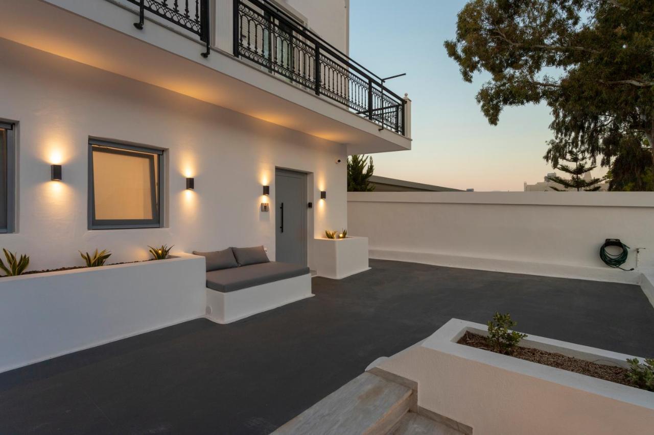 Linea Luxury Suites Fira (Santorini) Exterior foto