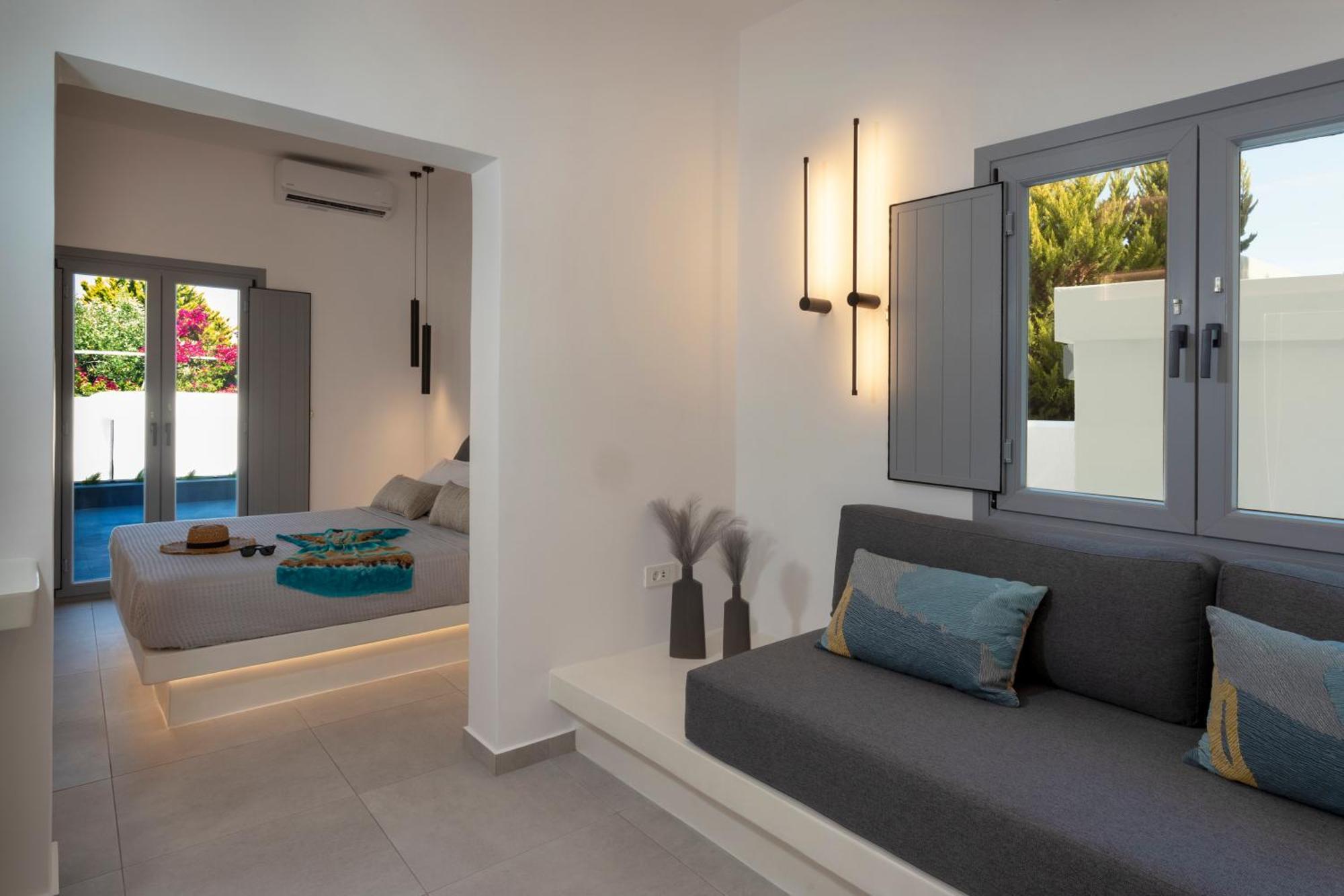 Linea Luxury Suites Fira (Santorini) Exterior foto