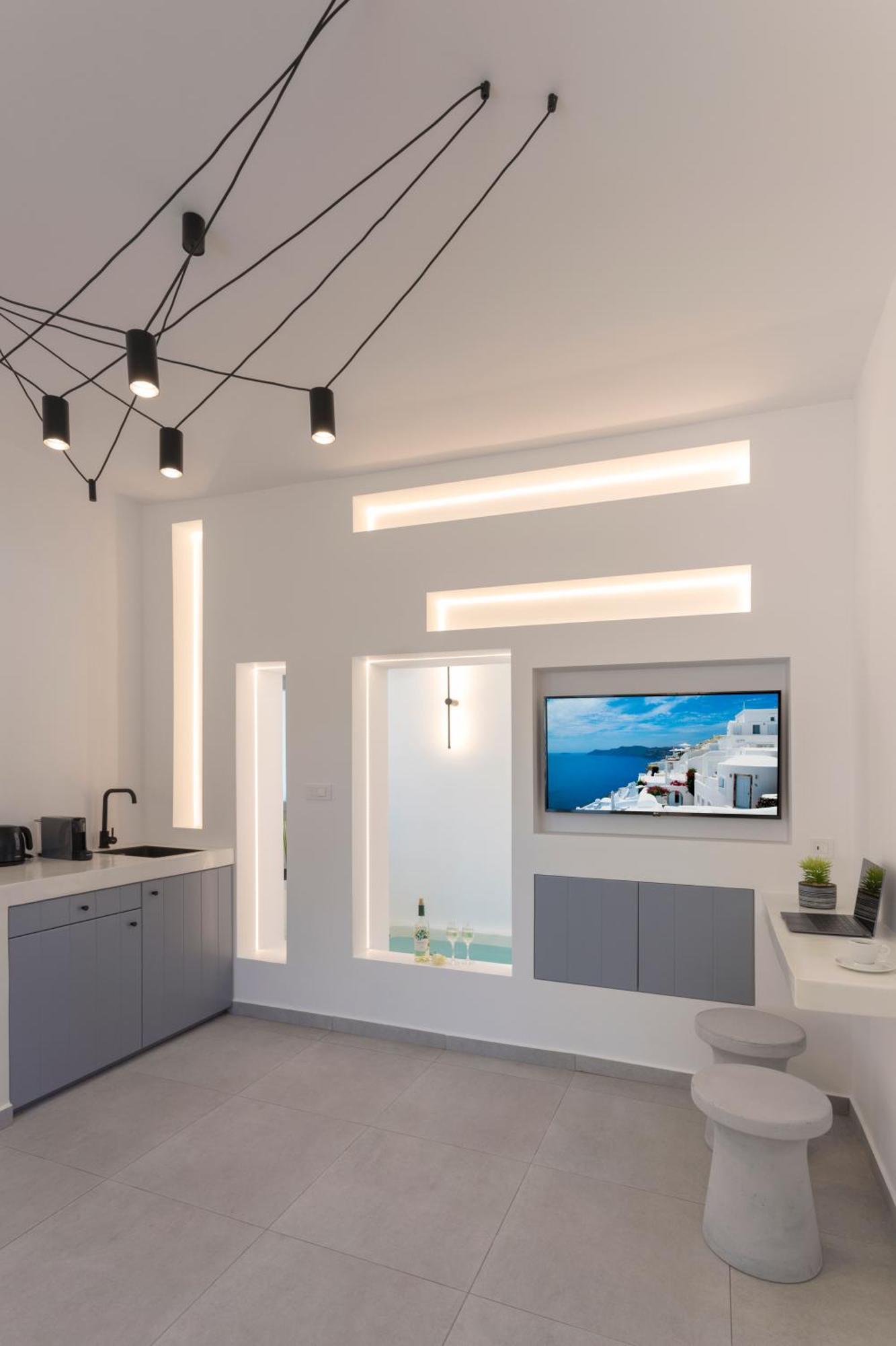 Linea Luxury Suites Fira (Santorini) Exterior foto